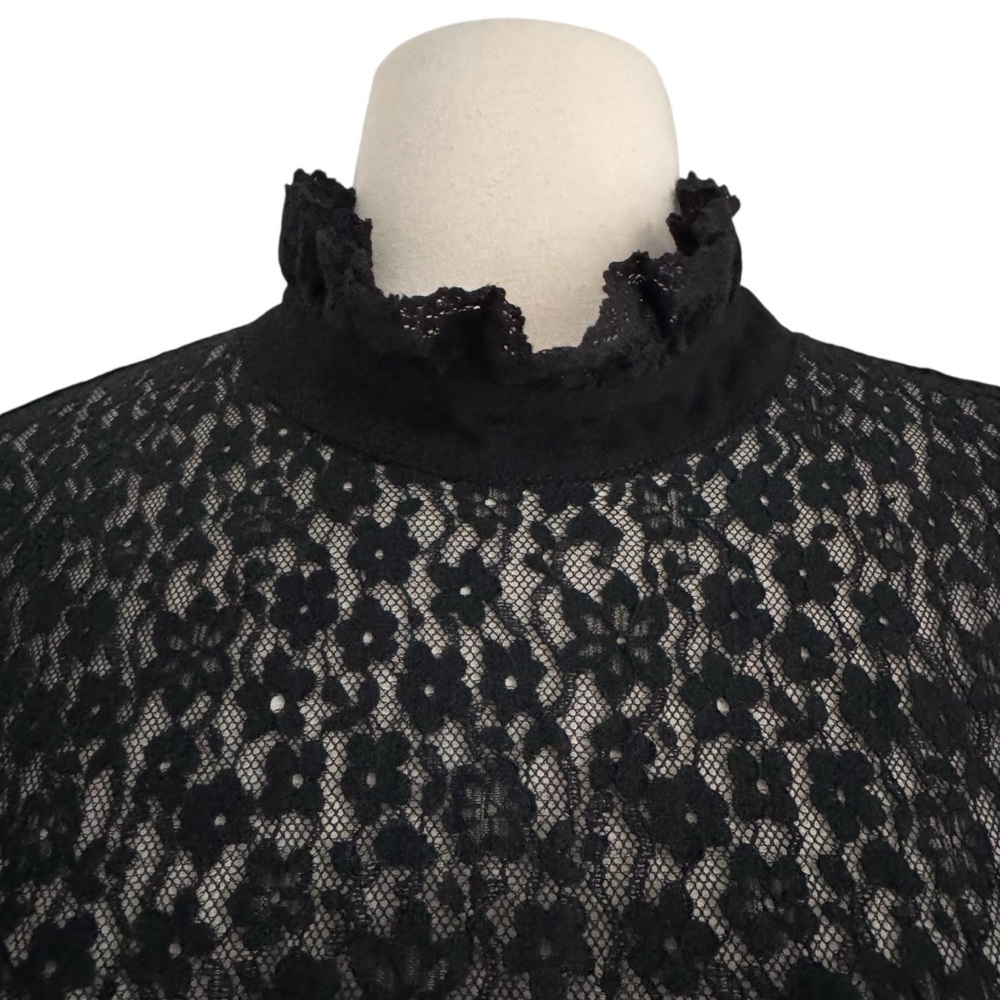 NEW Tuckernuck Rosalee Lace Blouse - Picture 6 of 15